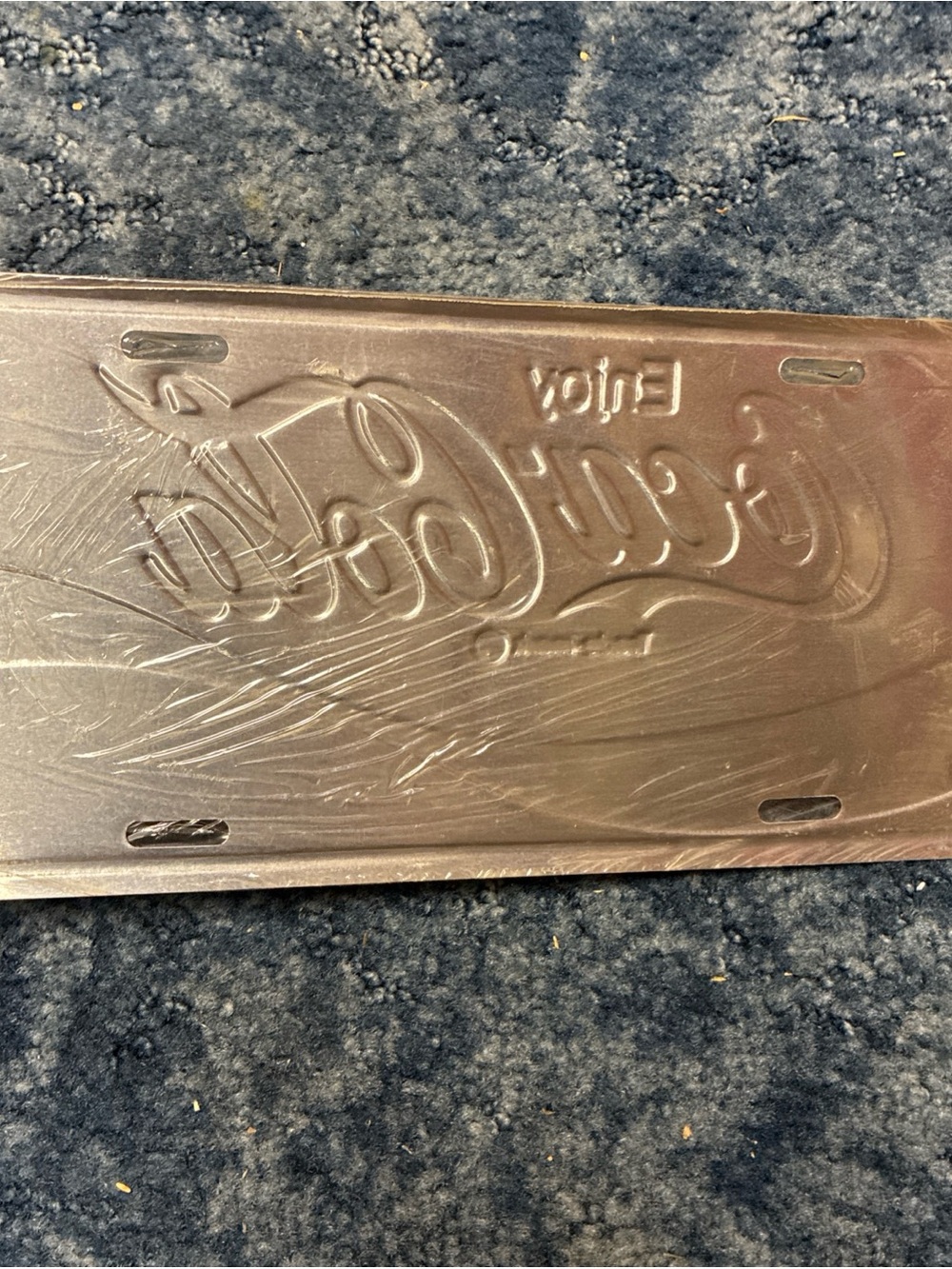 Coca-Cola Red and White Tin License Plate Sign Tag NEW in plastic 1998 vintage - Picture 3 of 4